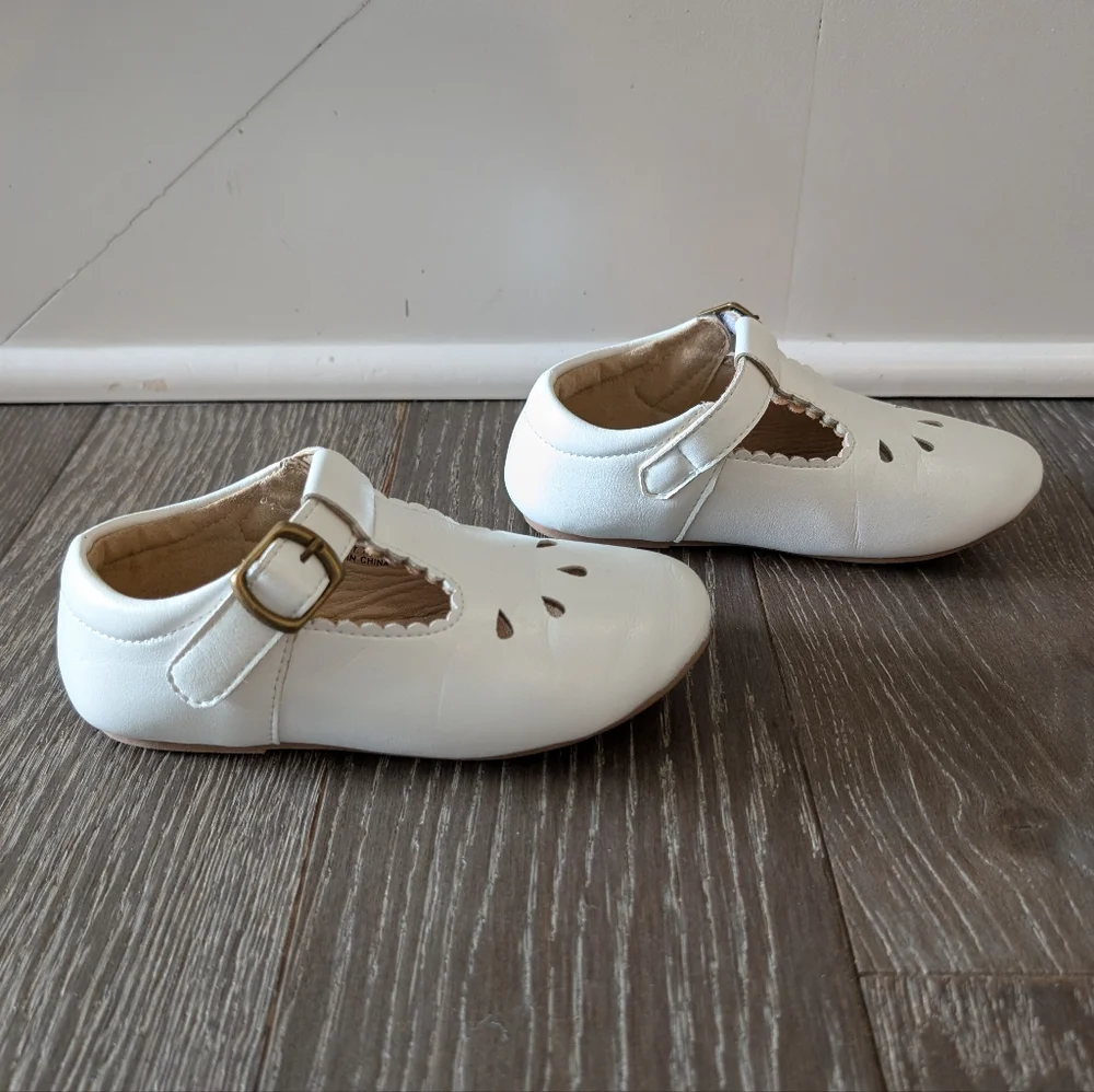 3/$15 - Felix & Flora Girls' White Mary Jane Shoes Size 10